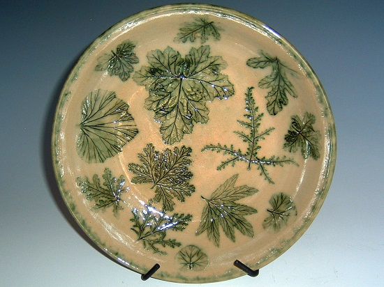 Functional and decorative pottery by Sandy Manteuffel | www.labyrinthartsfestival.org